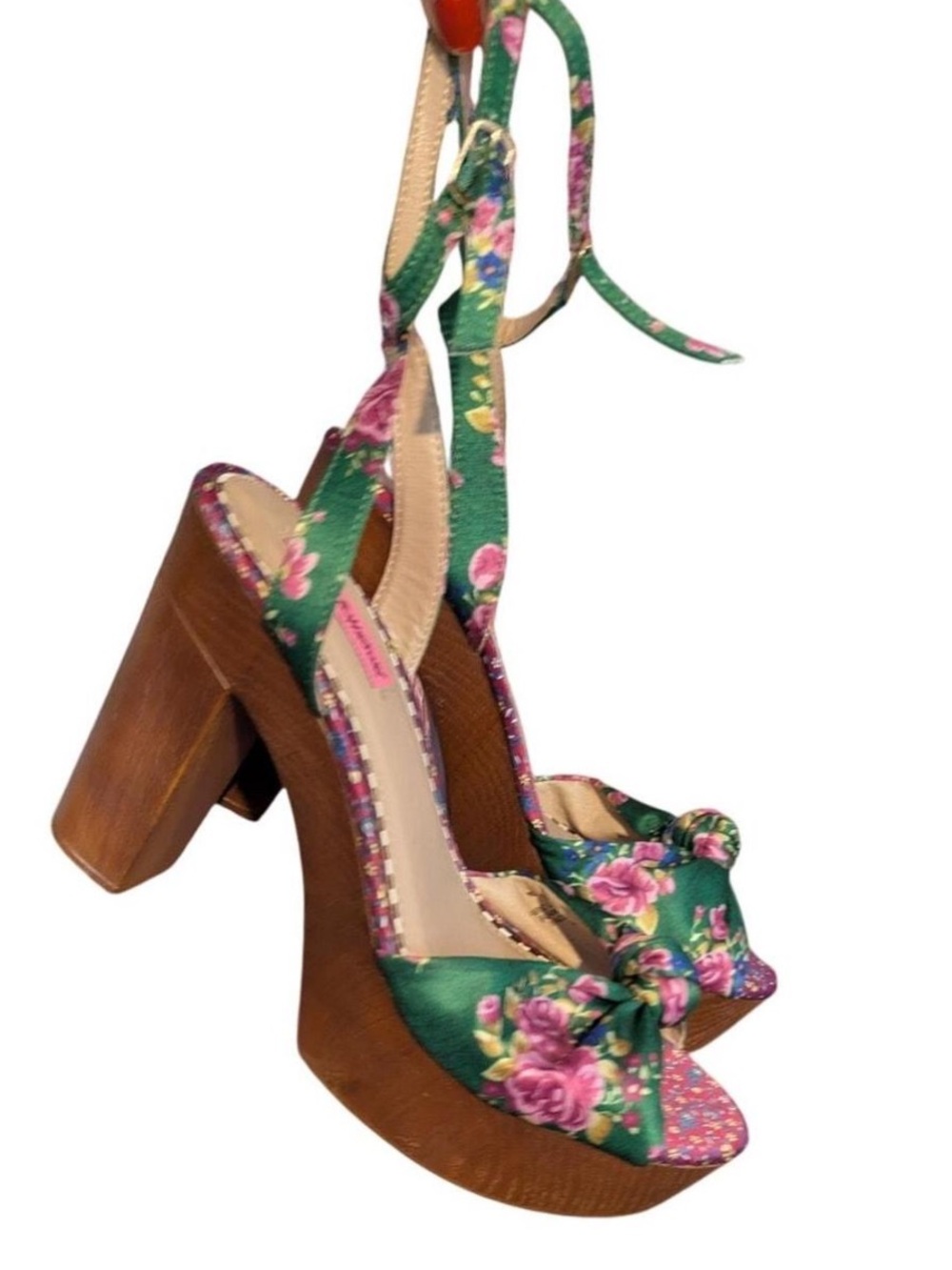 Betsey Johnson whimsy green and pink floral platform sandals - Picture 4 of 8